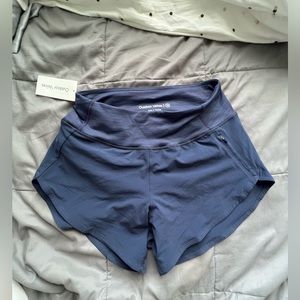 Outdoor Voices Hudson shorts brand new